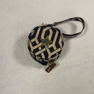 Ju-Ju-Be Navy and Beige Round Paci pod